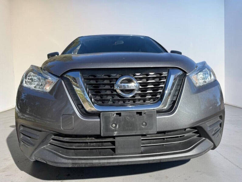 2020 Nissan Kicks S